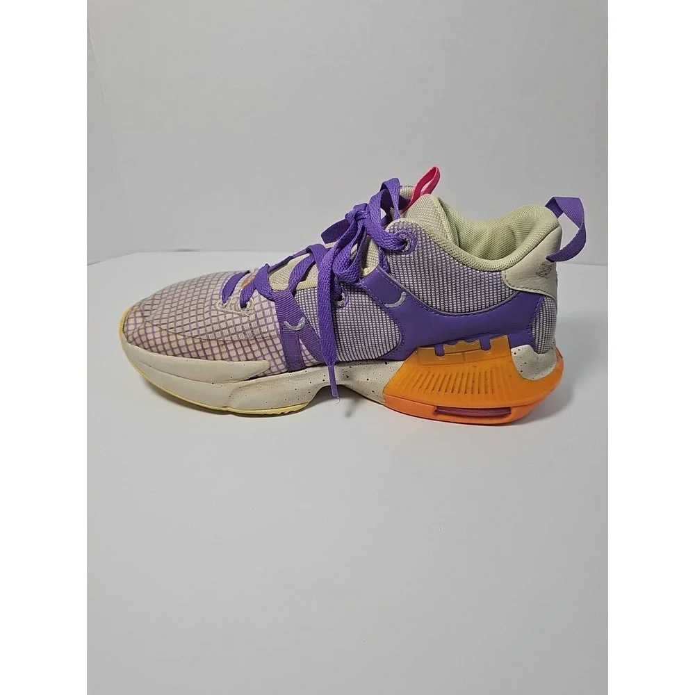 NIKE LEBRON WITNESS 7 SHOES SIZE 5Y YOUTH‎ GRAPE ORANGE
